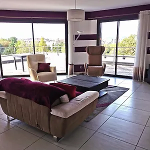 le-rooftop-du-10.hotels-rhonealpes.com/